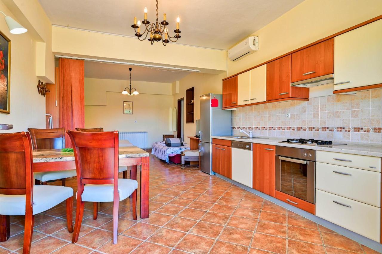 Apartment Marija Pula